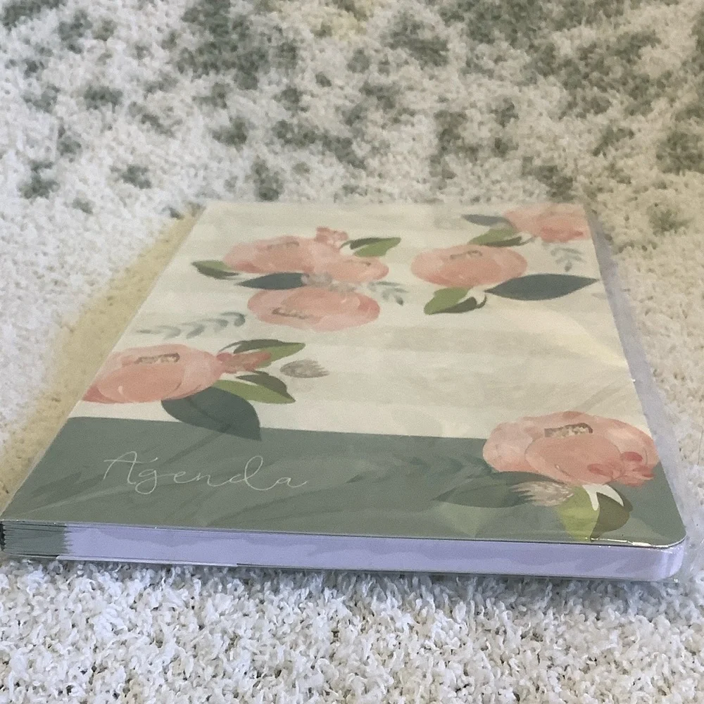 Peach Floral Weekly Agenda Softcover journal Notebook NWT 75 pgs. Paperlove
